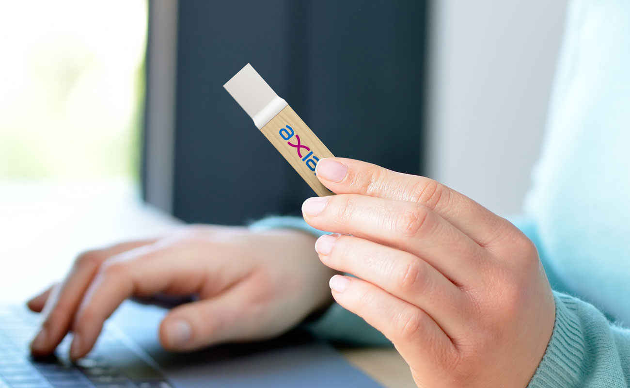 Carve - USBstick Fa gallery thumbnail