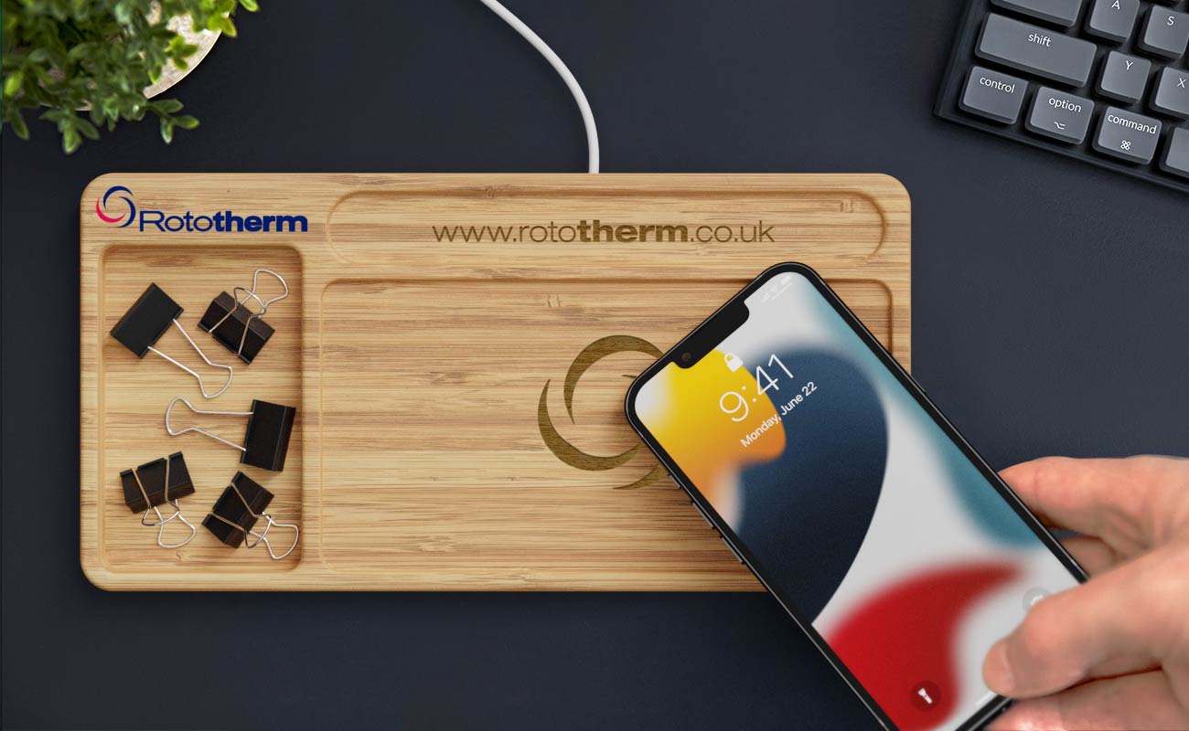EcoDesk - Egyéni vezeték nélküli töltő gallery thumbnail