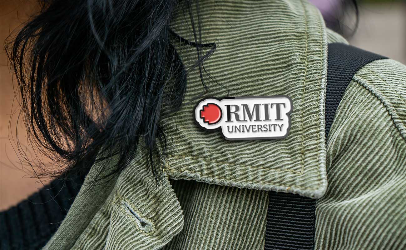 Zománc jelvény - Egyedi Zománc kitűzők gallery thumbnail