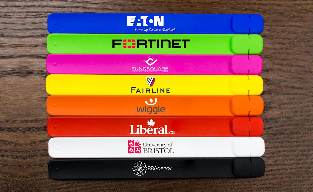 Slap - Pendrive Karkötő gallery thumbnail