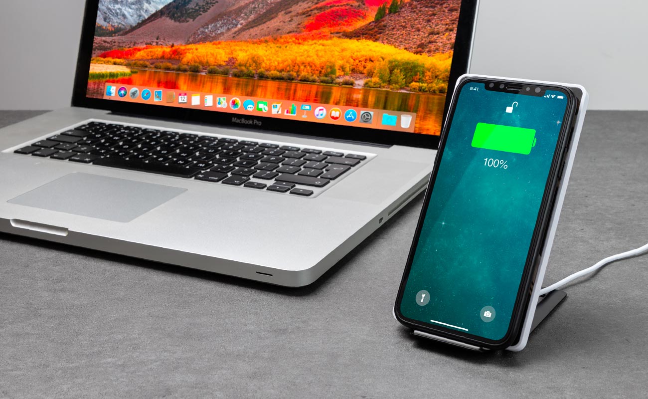 Stand - Egyéni vezeték nélküli töltő gallery thumbnail