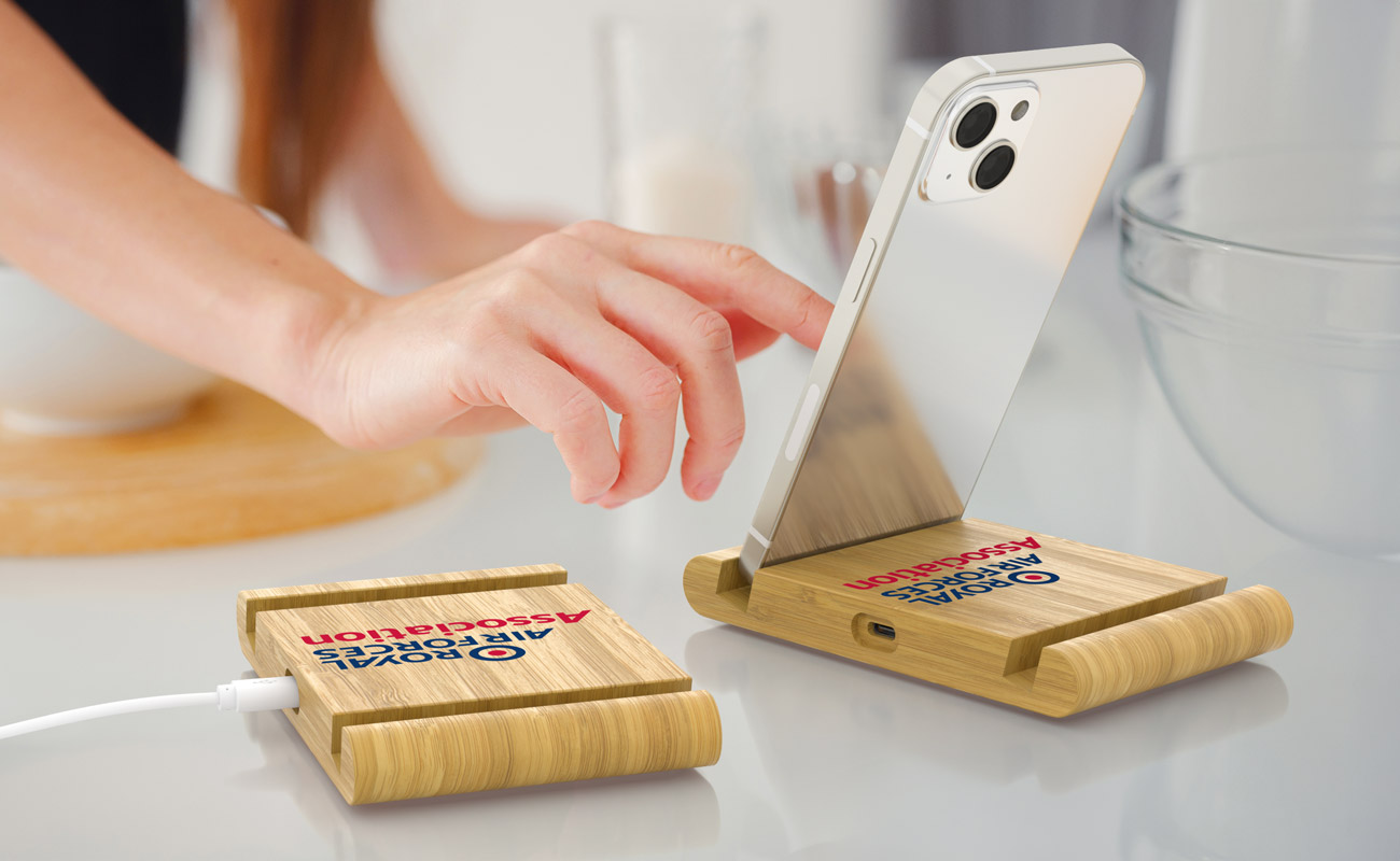 Terra - Promóciós vezeték nélküli töltőállomás gallery thumbnail